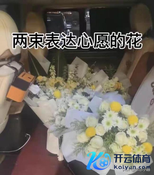 贺娇龙吊祭庆典放荡遗体将送往伊宁 全球自愿沉送别